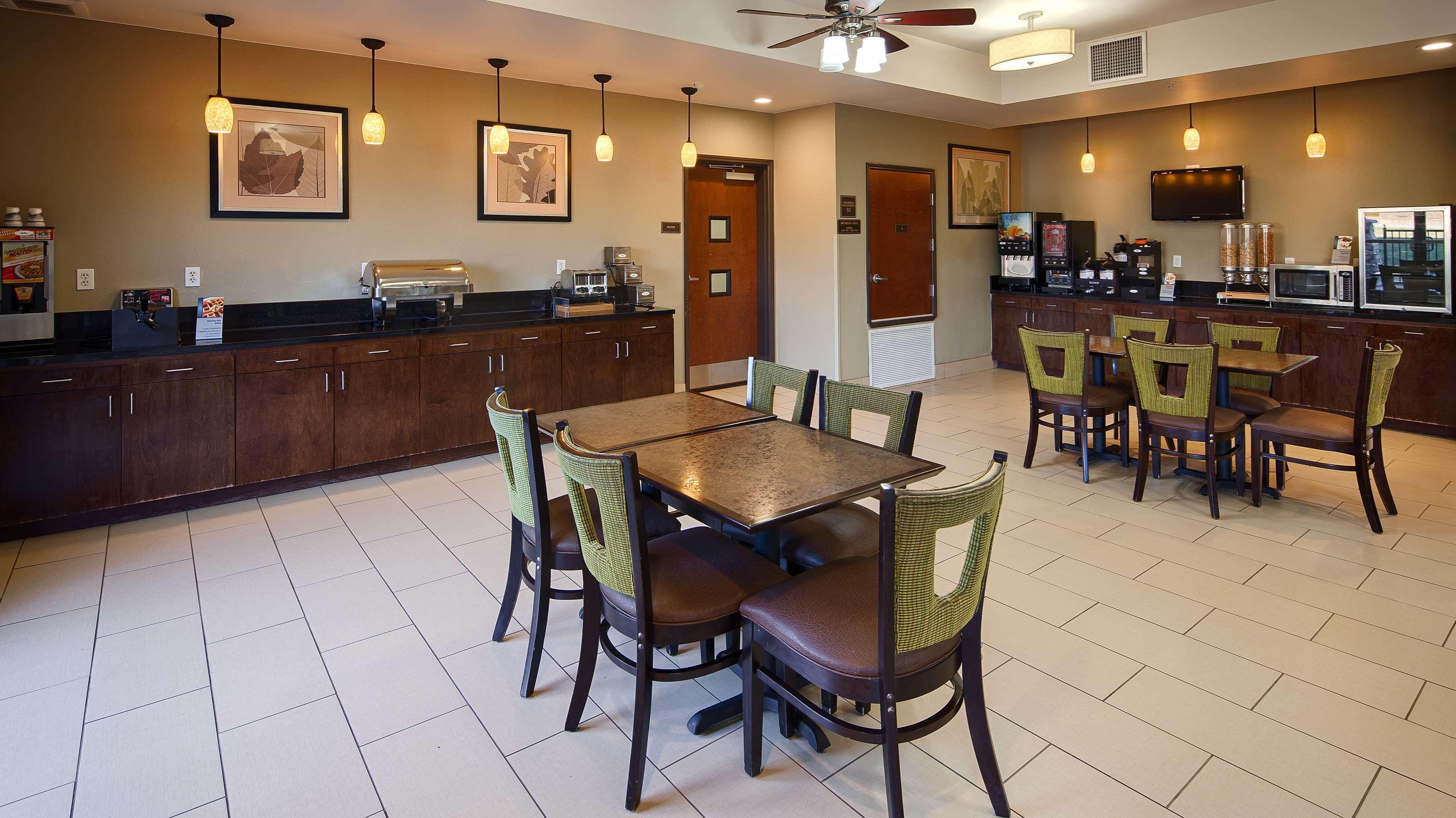 Best Western Plus Desoto Inn & Suites Mansfield Dış mekan fotoğraf