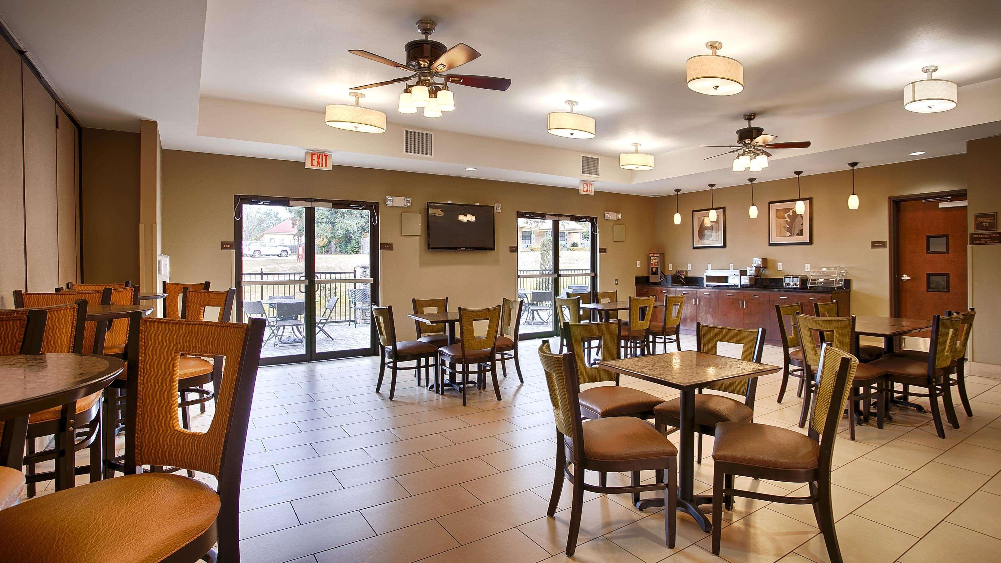 Best Western Plus Desoto Inn & Suites Mansfield Dış mekan fotoğraf