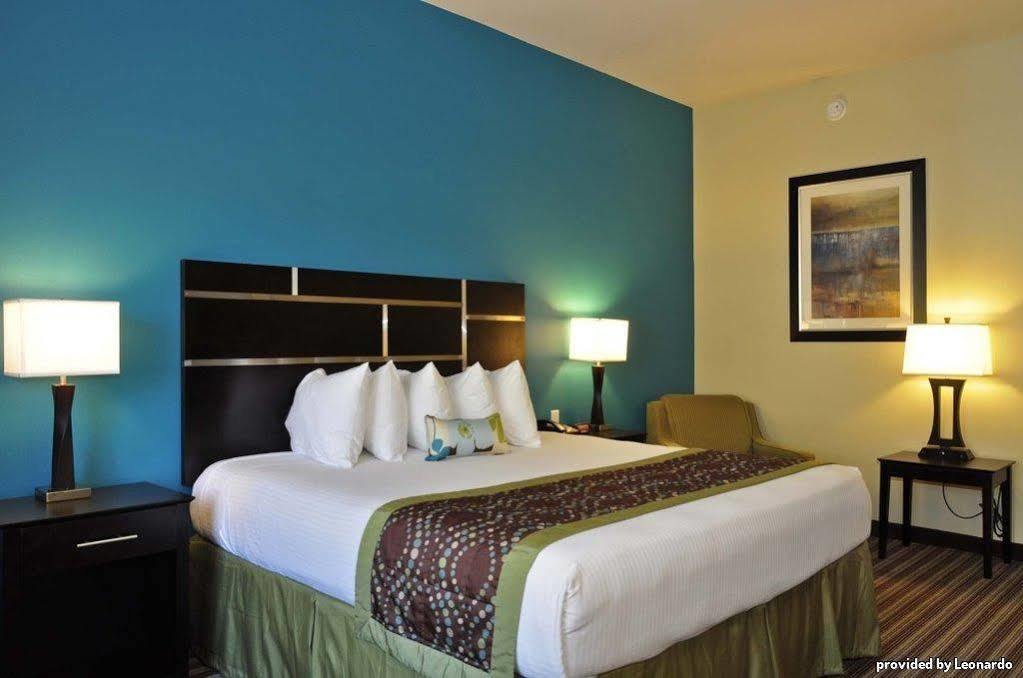 Best Western Plus Desoto Inn & Suites Mansfield Oda fotoğraf